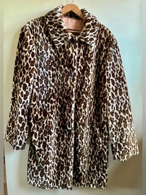 Leopard Print Faux Fur Coat in Brown & Beige with rust satin lining